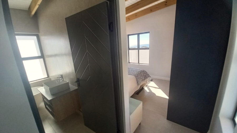 3 Bedroom Property for Sale in Steenbergs Cove Western Cape